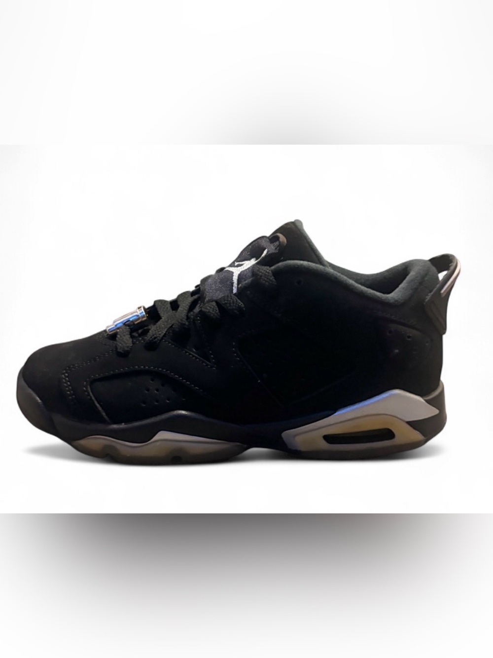 Jordan 6 Retro Low
Chrome